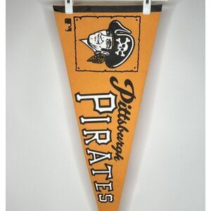 Pittsburg Pirates MLB Full Size 30x12 VTG Pennant Yellow Felt w/White & Black
